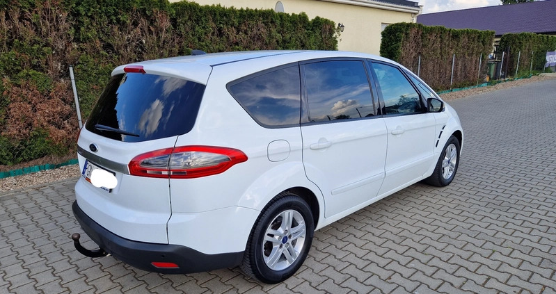 Ford S-Max cena 37900 przebieg: 239000, rok produkcji 2014 z Gniezno małe 211